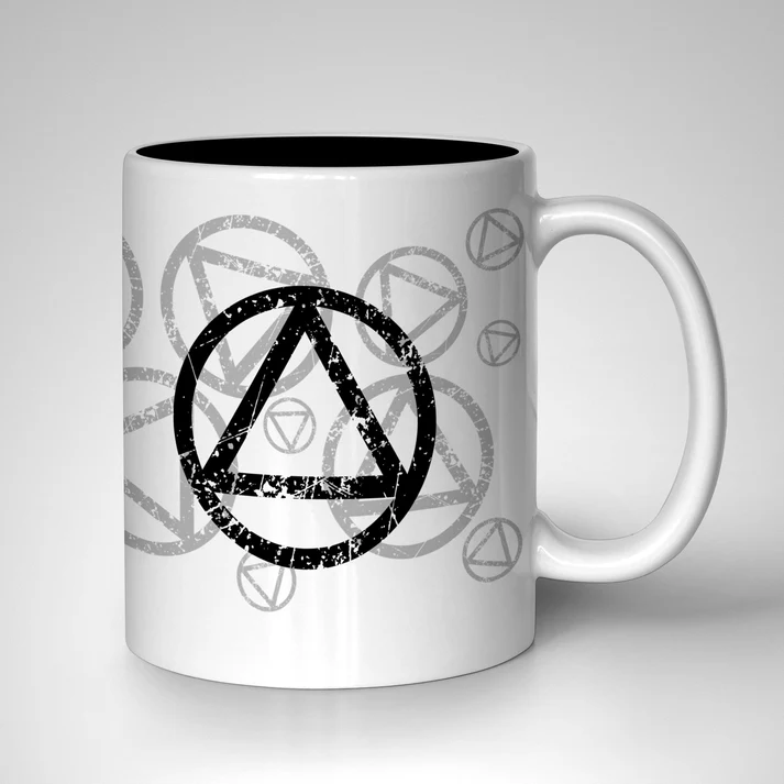 AA-triangle-mug